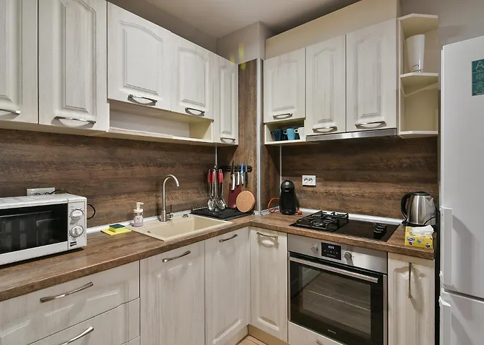 Urban Retreat In The Heart Of Apartmán Varna