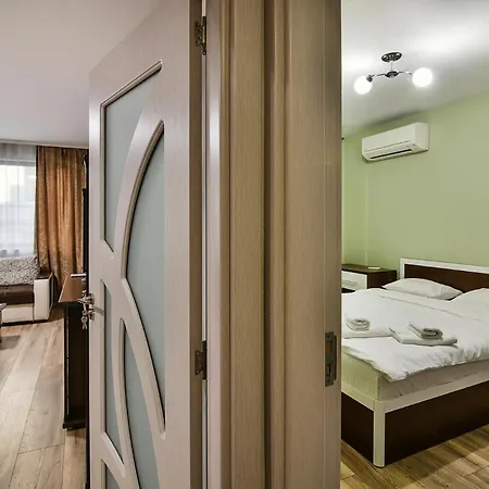 דירה Urban Retreat In The Heart Of